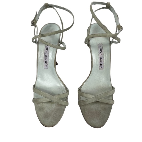 MANOLO BLAHNIK WOMENS STRAPPED HEELS LT GREEN SUEDE SIZE 39 1/2 or 7 1/2 - Picture 4 of 6